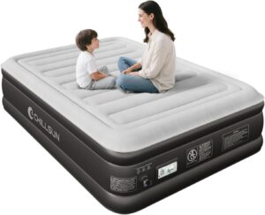 ⭐ Luxus Whirlpools  – CHILLSUN Vollaufblasmatratze, Luftbett mit integrierter elektrischer Pumpe, Luftmatratze mit beflockter Oberfläche, selbstaufblasende Luftmatratze mit Tragetasche, 190 x 137 x 46 cm