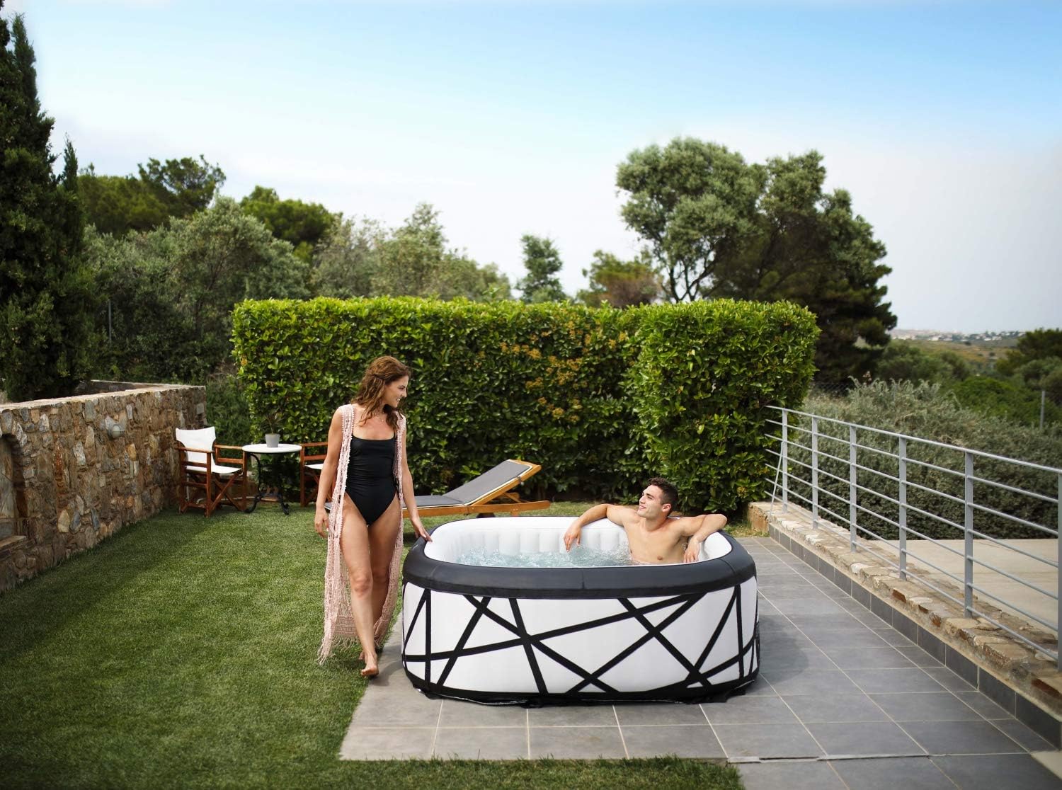 ⭐ Luxus Whirlpools – Aufblasbarer Whirlpool von PureHaven, 185 x 185 x 68 cm, für 6 Personen, selbstreinigend, inklusive Filterkartuschen und Abdeckung, Leergewicht 35 kg – Bild 3