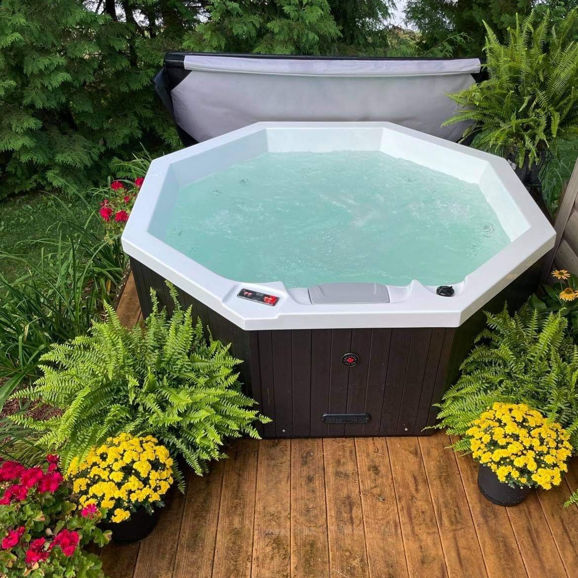 ⭐ Luxus Whirlpools – CANADIAN SPA CO. Muskoka UV Outdoor-Whirlpool für 6 Personen, 188 x 188 x 73 cm, achteckig, mit Abdeckung, LED-Beleuchtung, Heizung und 14 Hydrotherapiedüsen, ganzjährige Nutzung – Bild 4