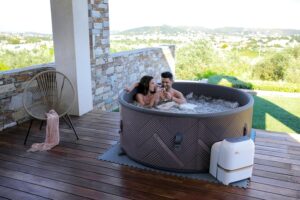 🧼 Zubehör & Pflege – MSpa Whirlpool Mono Eco 192 x 192 x 65 cm - Inflatable Whirlpool for 8 People with 144 Massage Jets, PTC Heating, UVC+ Disinfection, Anti-Frost System, App Control & Rhino Tech 6-Layer Material